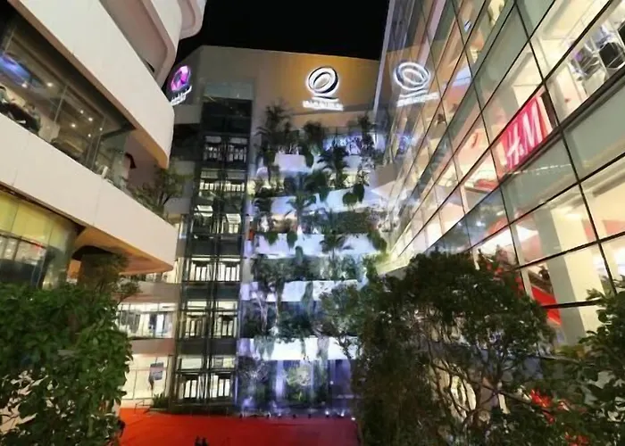 Barn & Bed At Bts Phrom Phong Bangkok