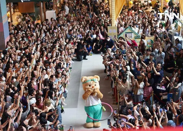 Barn & Bed At Bts Phrom Phong