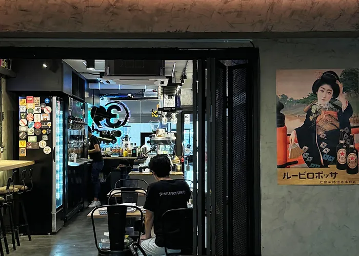 ホステル Barn & Bed At Bts Phrom Phong バンコク都