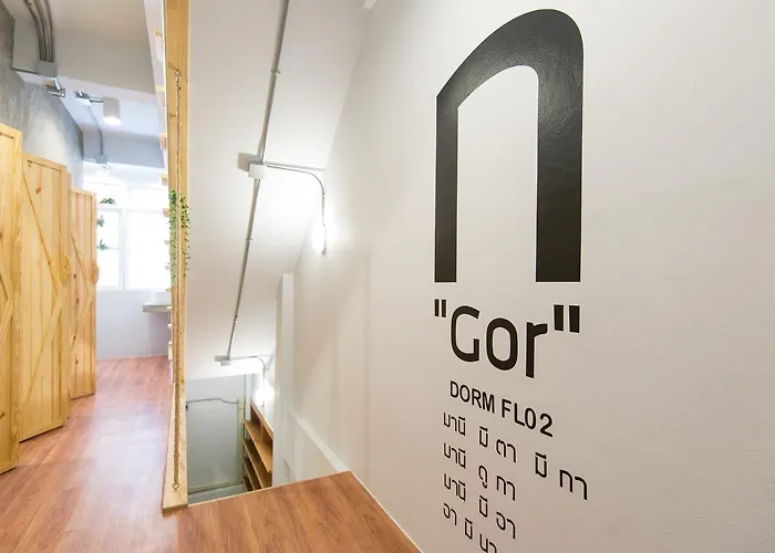 Hostel Barn & Bed At Bts Phrom Phong