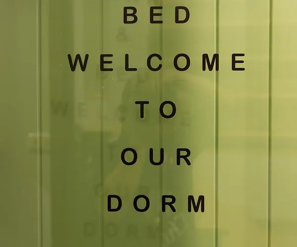 Hostel Barn & Bed At Bts Phrom Phong *